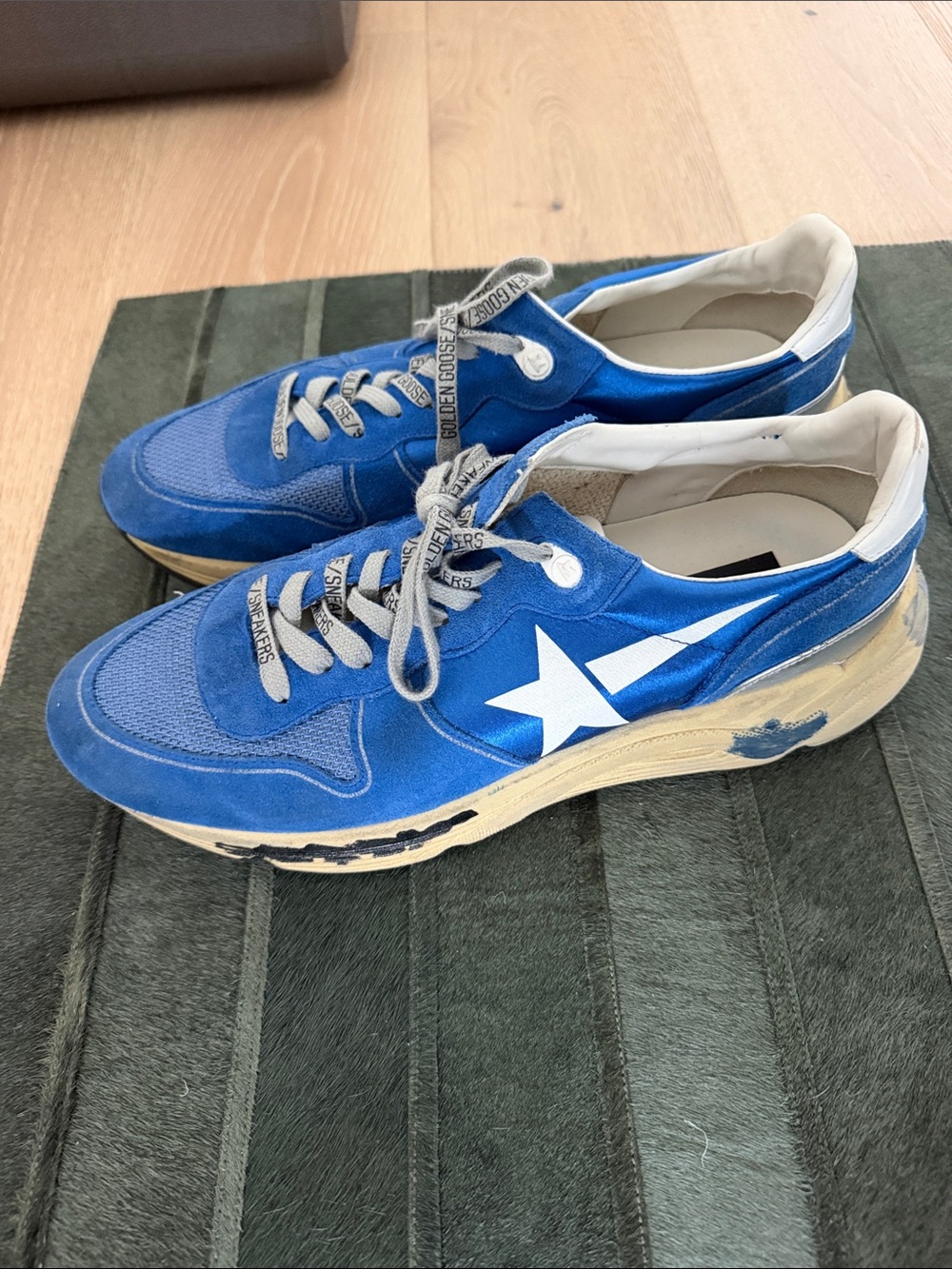 Golden Goose - Blue Star Accent Men's Athletic Sneakers